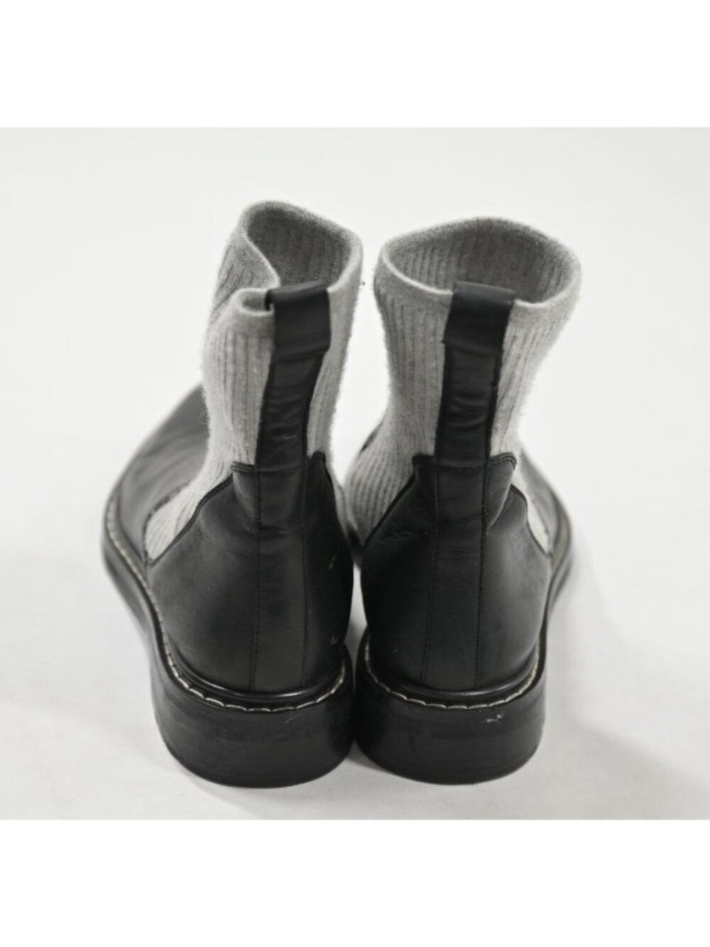 The Row Fara Pull On Chelsea Boots in Black Leather - Picture 3 of 13